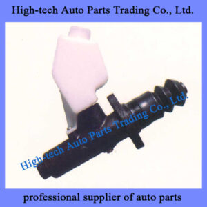 5182950106 beiben truck, north benz, beifangbenchi clutch master cylinder 518 295 0106 MAITRE CYLINDRE