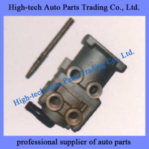 0014218305 beiben truck, north benz, beifangbenchi central valve, master cylinder 001 421 8305 VALVE POUR BEIBEN CAMION